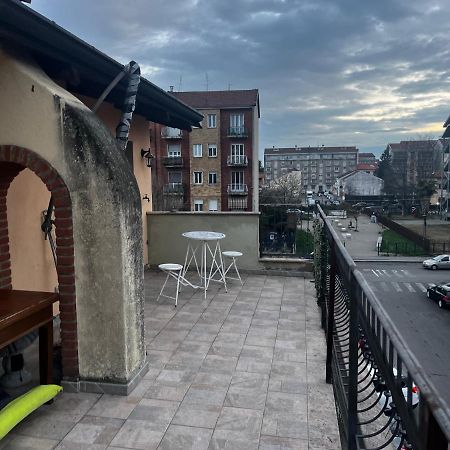 Yellow House Daire Torino Dış mekan fotoğraf